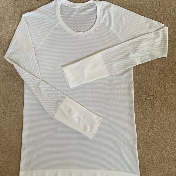Lululemon Swiftly Tech Long Sleeve 2.0 - Picture 2 of 3
